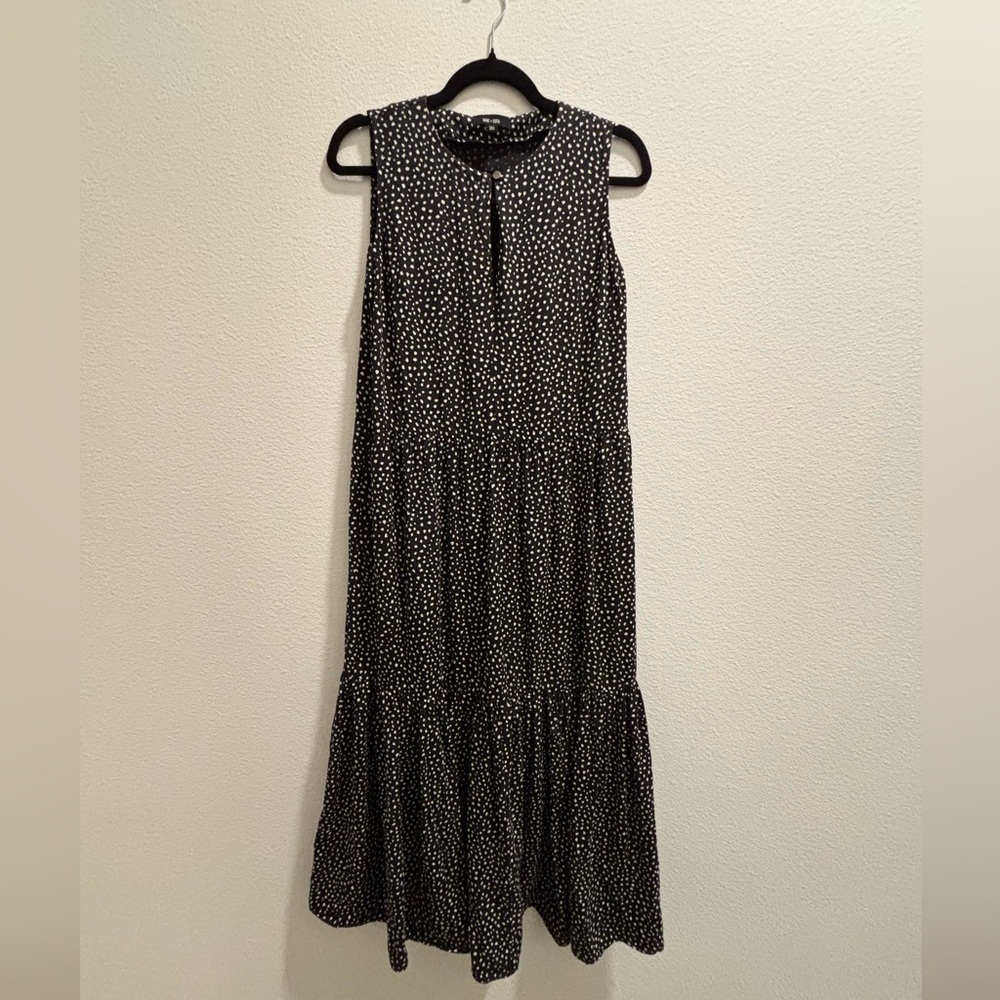 Sleeveless Black Polka Dot Midi Dress